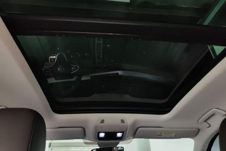 Used Volkswagen Tavendor 2023 380TSI Four-Wheel Drive R-Line Cruise Edition