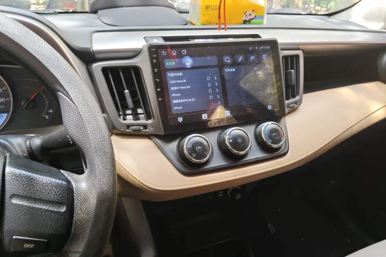 Used Toyota RAV4 2016 2.0L CVT Two-Wheel Drive Urban Edition China V Standard
