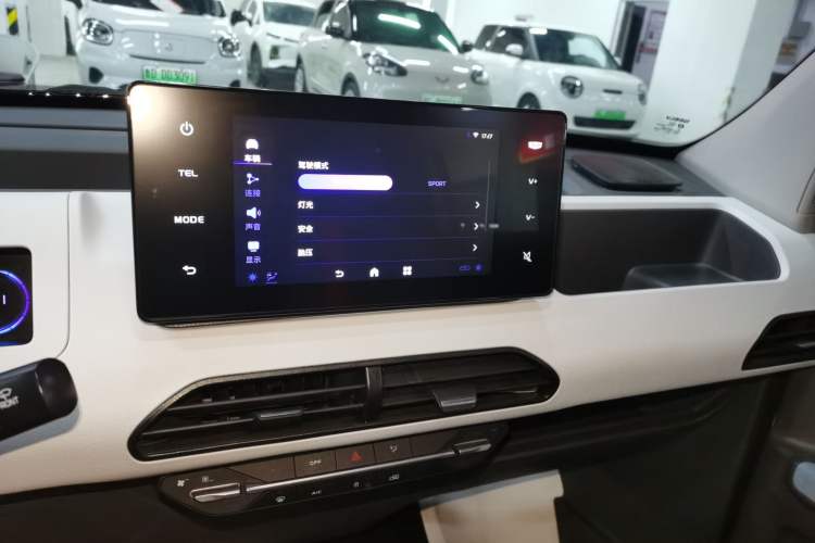 Used Geely Galaxy Panda 2024 Panda Mini 200km Endurance Bear