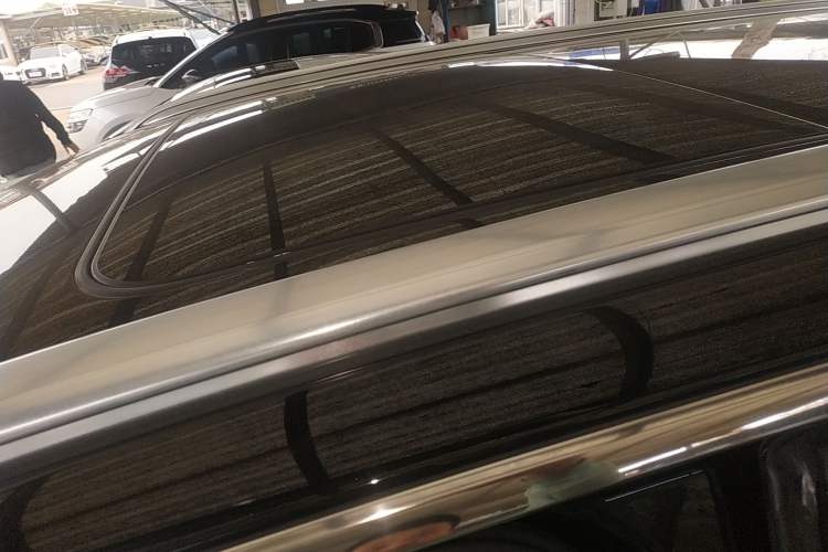 Used Peugeot 5008 2017 380THP 7-Seater Elite Edition Roof