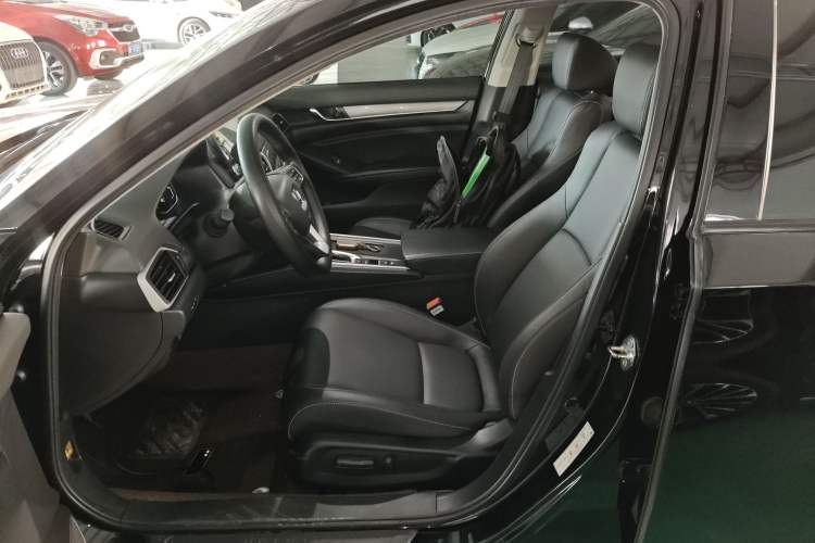 Used Honda Inspire 2019 260TURBO Elegant Edition China VI Emission Standard
