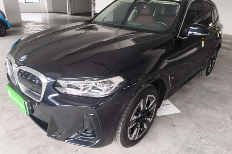 Used BMW iX3 2023 Leading Model
