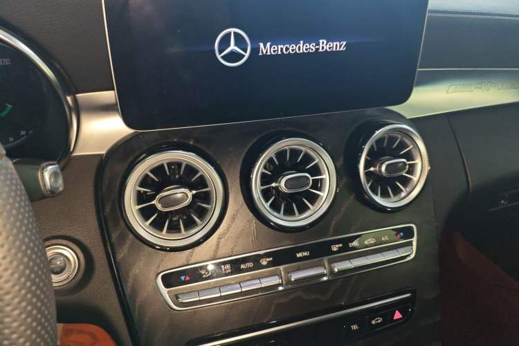 Used Mercedes-Benz C-Class 2020 C 200 L Fashion Edition Sport Version Audio And AC Panel