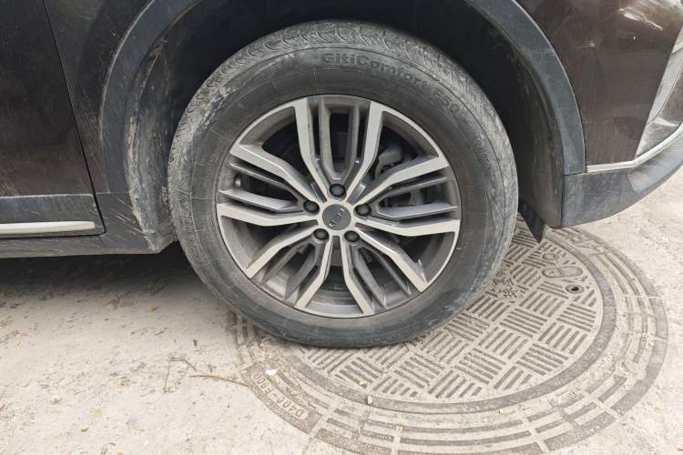 Used Geely Auto Emgrand X7 Sport 2020 1.8TD DCT ZhiZun PRO Right Front Wheel Hub