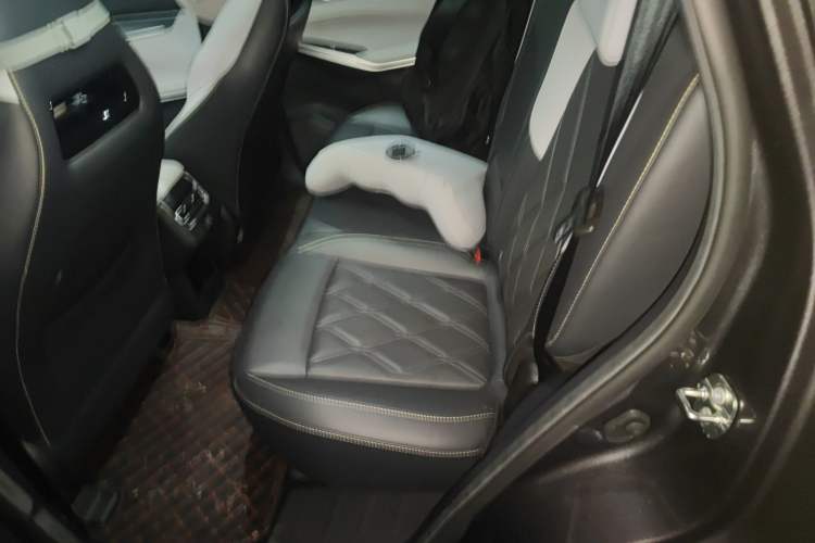 Used CHANGAN CS75 PLUS 2023 3rd Generation 1.5T Automatic Prestige Model
