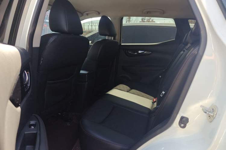 Used Nissan Qashqai 2017 2.0L CVT Smart Enjoyment Version China VI Standard