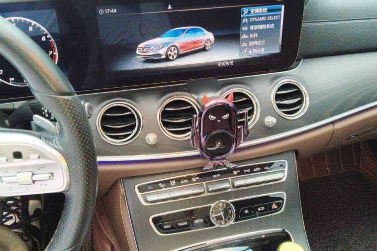 Used Mercedes-Benz E-Class 2019 Restyled E 300 L Sporty and Stylish Edition
