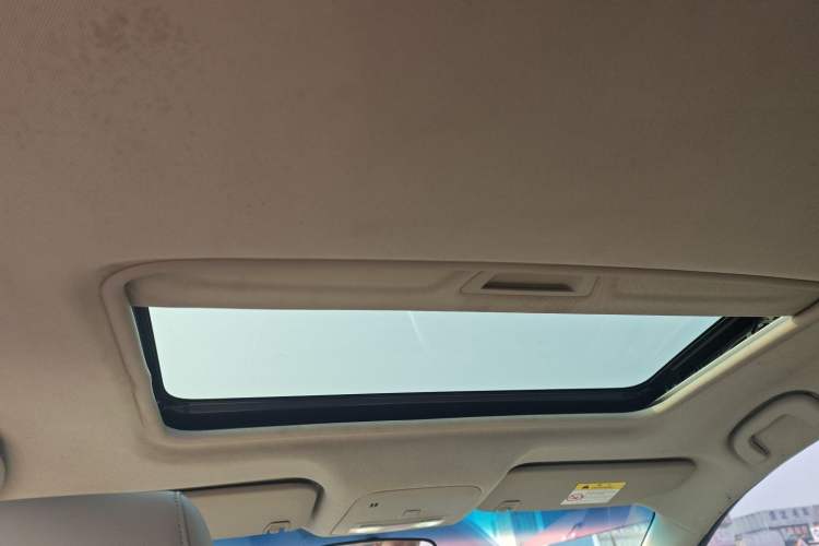 Used Buick GT 2018 15T Manual Elite Version China V Standard
