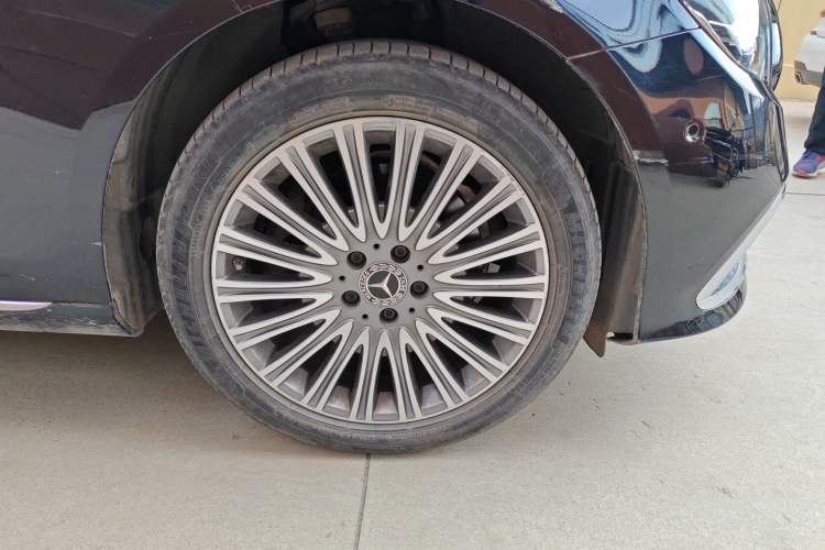 Used Mercedes-Benz E-Class 2021 Restyled E 300 L Luxury Edition