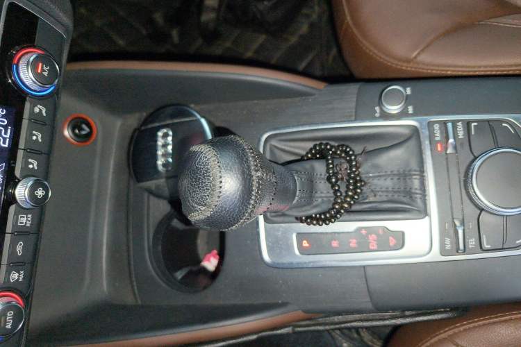 Used Audi A3 2015 Sportback 40 TFSI Automatic Comfort Model Gear Lever