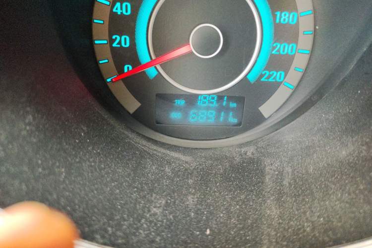 Used CHANGAN Eado 2014 1.6L Manual Luxury Model Odometer Close Up