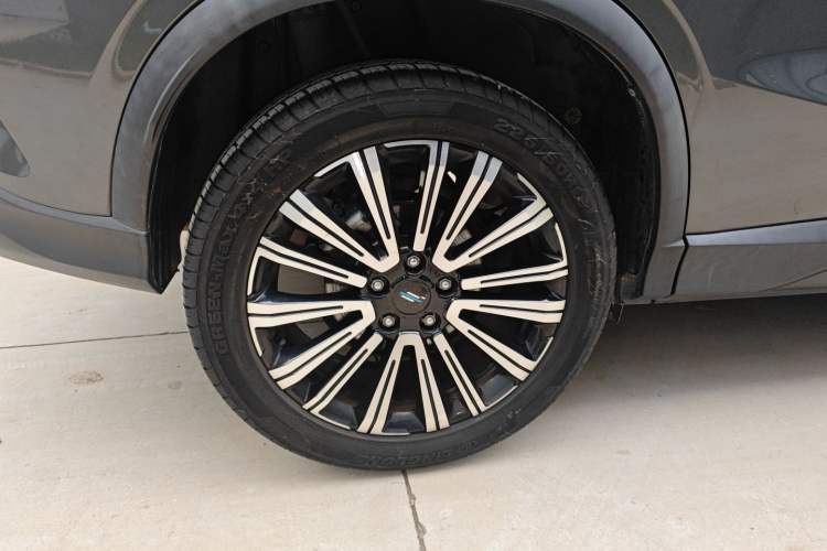 Used Oshan X5 2021 Revised Version 1.5T DCT Luxury Edition