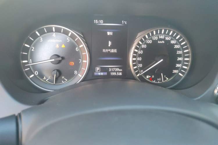 Used Infiniti Q50L 2022 2.0T Comfort Edition
