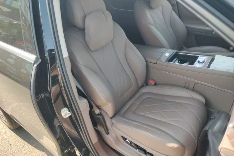 Used Hima AITO M9 2024 Range-Extended Max Edition 52 kWh 5-Seater Version
