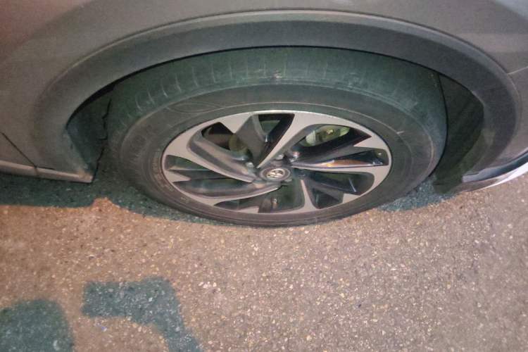 Used Toyota IZOA 2018 2.0L Yichi Edition China V Standard