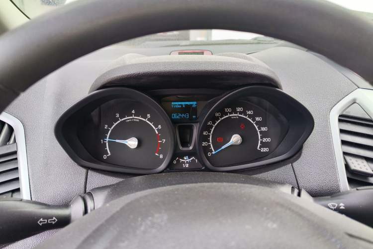 Used Ford EcoSport 2017 1.5L Manual Comfort Model Instrument Cluster