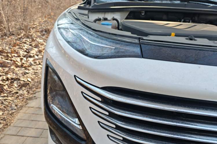 Used Bestune T90 2023 1.5T DCT Automatic Luxury Edition Right Front Headlight