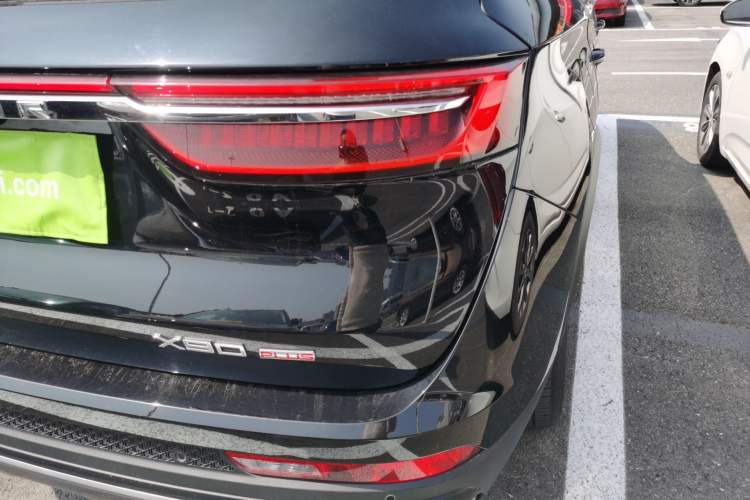 Used JETOUR X90 PLUS 2024 1.6TD DCT Villa 5-Seater Exterior 3