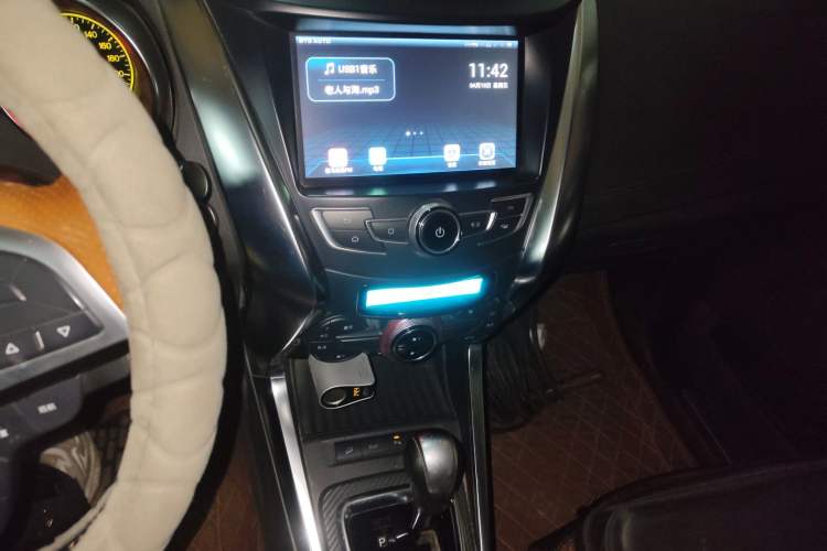 Used BYD Yuan 2016 1.5TID Automatic Prestige Model Audio And AC Panel