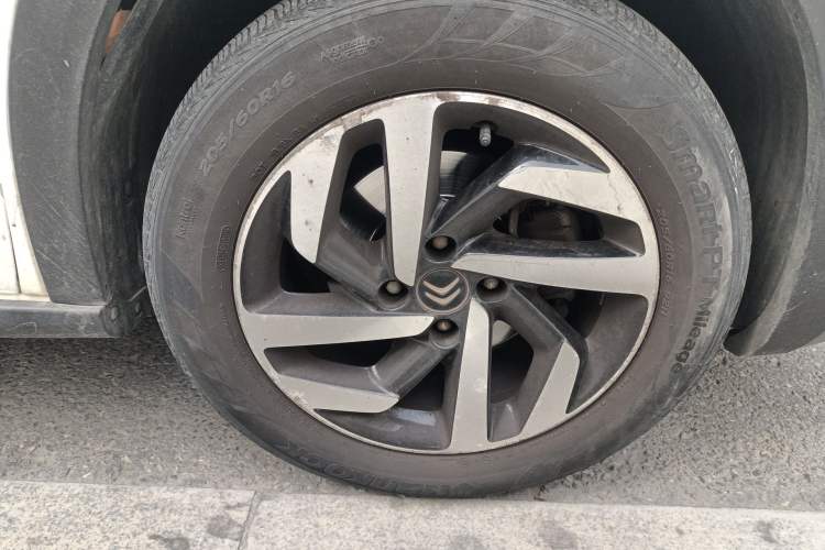 Used Citroen C3-XR 2015 1.6THP Automatic Flagship Model
