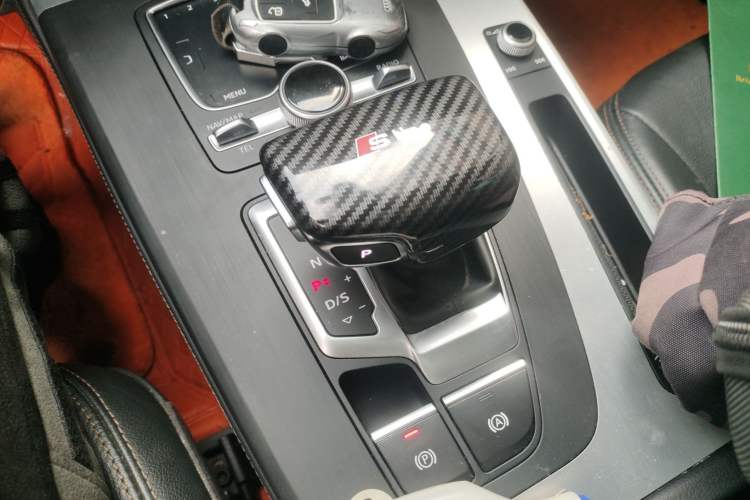 Used Audi Q5L 2020 Updated 40 TFSI Prestige Fashion Edition