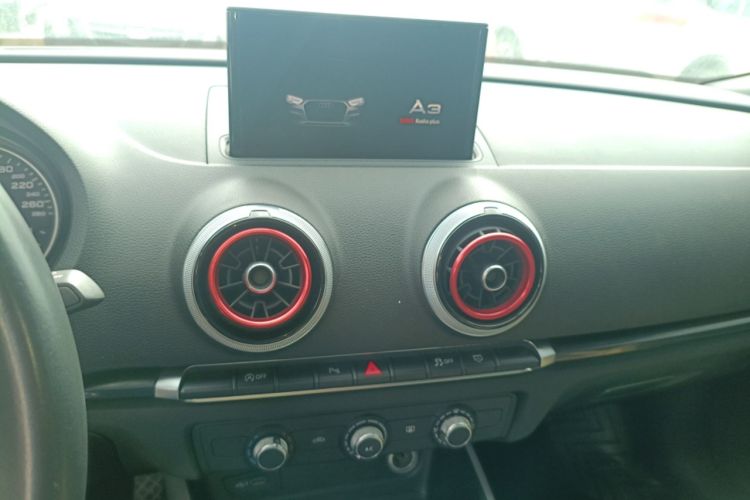 Used Audi A3 2018 30th Anniversary Edition Sportback 35 TFSI Fashion Model Audio And AC Panel