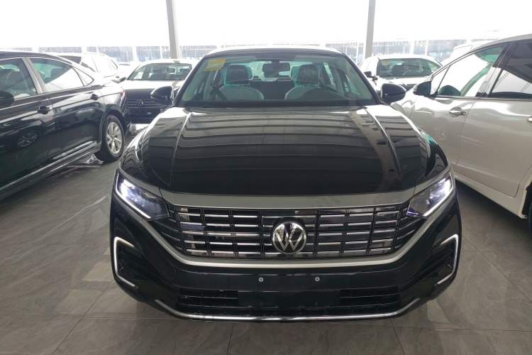 Used Volkswagen Passat New Energy 2025 430 PHEV Hybrid Business Edition Front