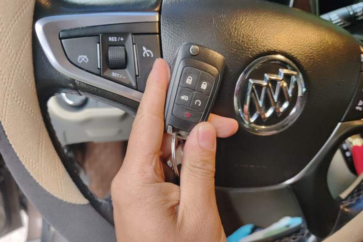 Used Buick GL8 2018 28T Luxury Model China VI Standard