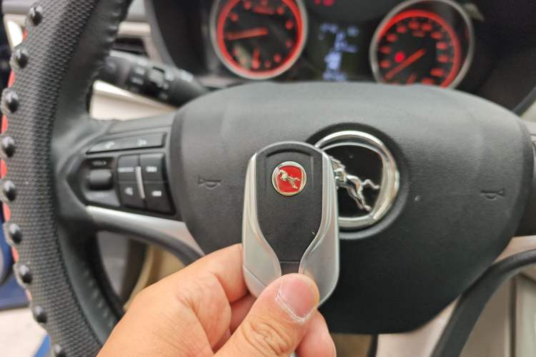 Used Hanteng X5 2018 1.5T CVT Luxury Edition