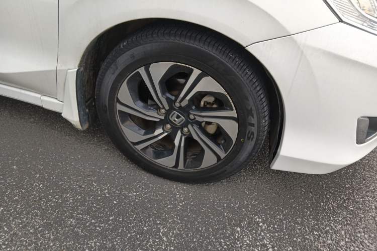 Used Honda Crider 2016 1.8L CVT Comfort Version Right Front Wheel Hub