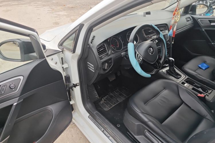 Used Volkswagen Golf 2017 230TSI Automatic Comfort Edition – Celebrating Milestone of One Million Units