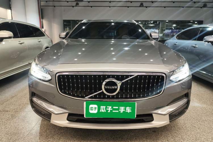 Used Volvo V90 2019 Cross Country T5 AWD Smart Range Version China V Standard
