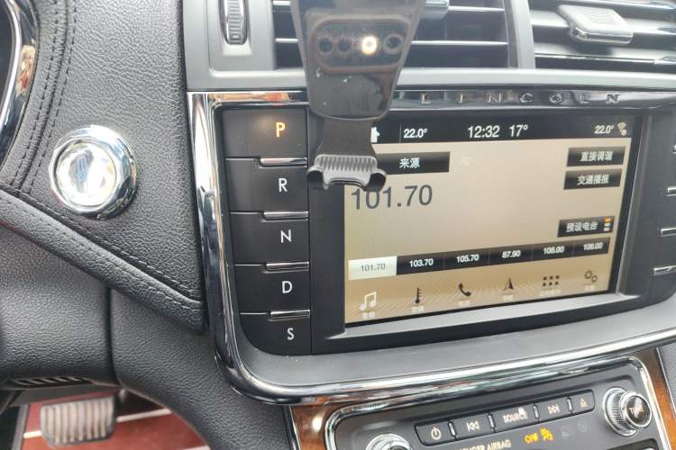 Used Lincoln Continental 2017 2.0T Two-Wheel Drive Deluxe Edition
