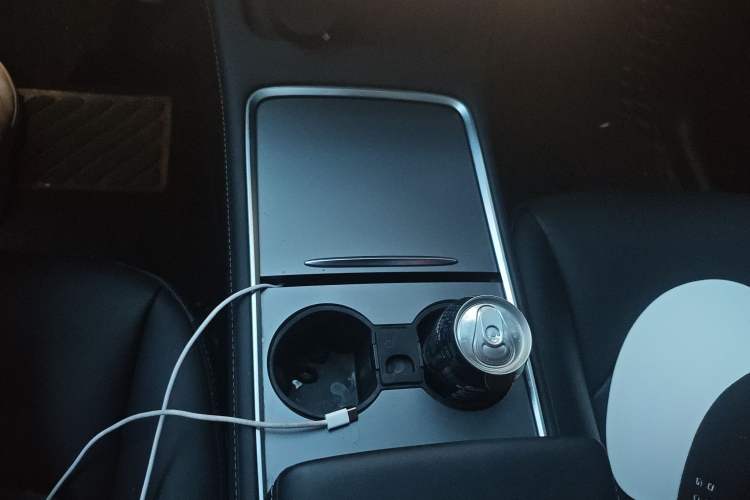 Used Tesla Model Y 2022 Rear-Wheel-Drive Version
