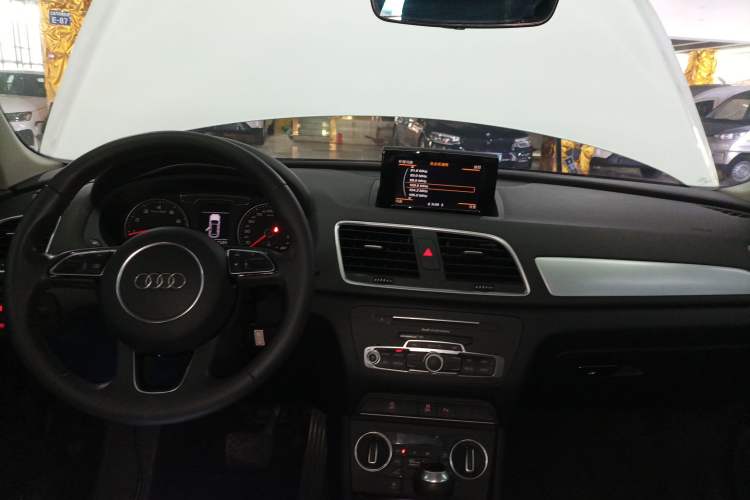 Used Audi Q3 2018 30th Anniversary Edition 30 TFSI Fashion Model