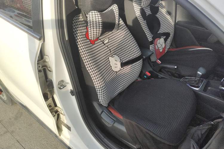 Used Kia KX Cross 2017 1.4L AT GLS
