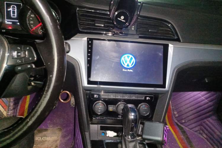 Used Volkswagen Lamando 2017 280TSI DSG Comfort Edition
