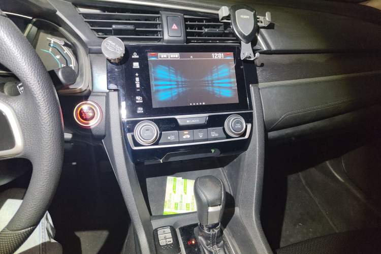 Used Honda Civic 2016 220TURBO CVT Luxury Edition
