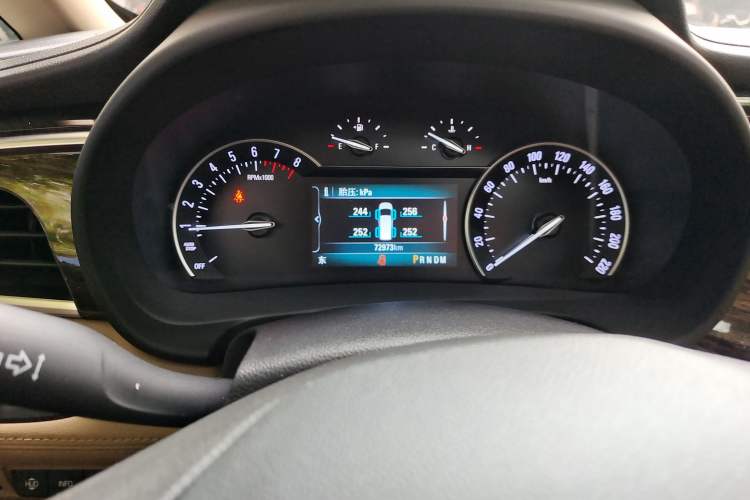 Used Buick GL8 2017 ES 28T Flagship Model China V Standard