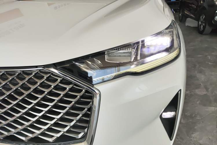 Used Haval H6 2021 3rd Generation 1.5T Automatic Two-Wheel Drive Max Left Front Headlight