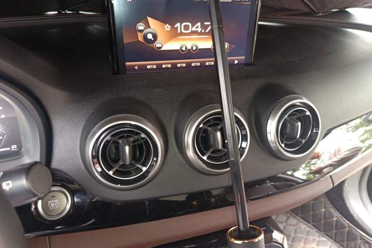 Used Wey VV7 2017 2.0T Flagship Model
