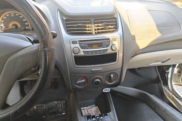 Used Chevrolet Sail 2010 Sedan 1.4L Manual Enjoyment Edition
