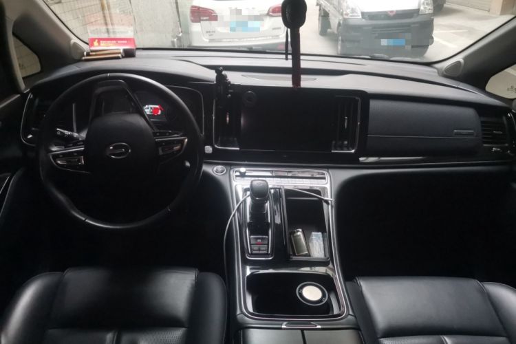 Used GAC Trumpchi M8 2021 Lingxiu Series 390T Deluxe Edition Center Console