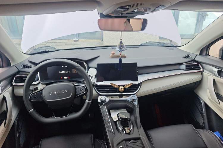 Used Lynk & Co 06 2021 1.5T Shero Pink Special Edition