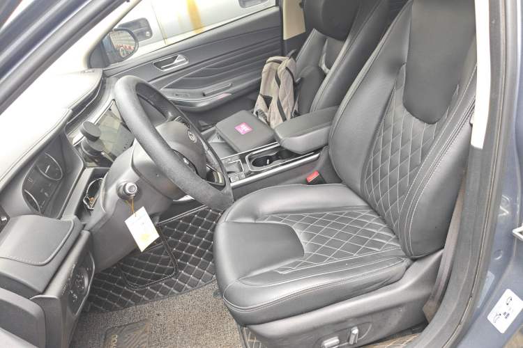 Used Chery Arrizo GX 2019 Pro 1.5T CVT Model Color Version China VI Standard Left Front Seat