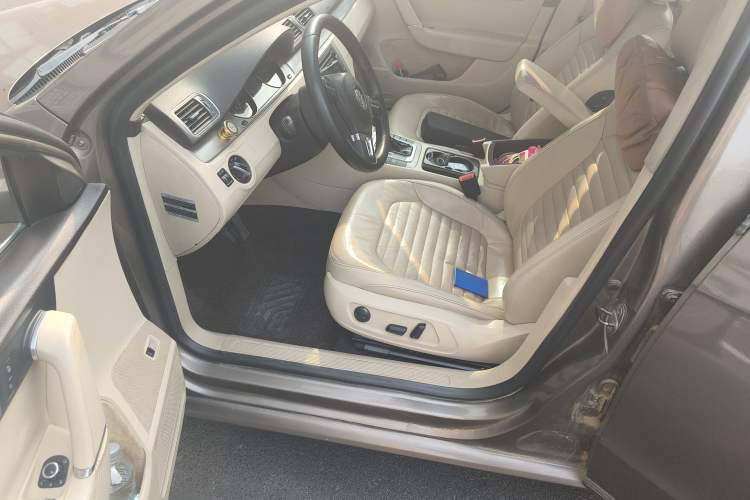 Used Volkswagen Magotan 2012 Revised Version 1.8TSI Leading Edition