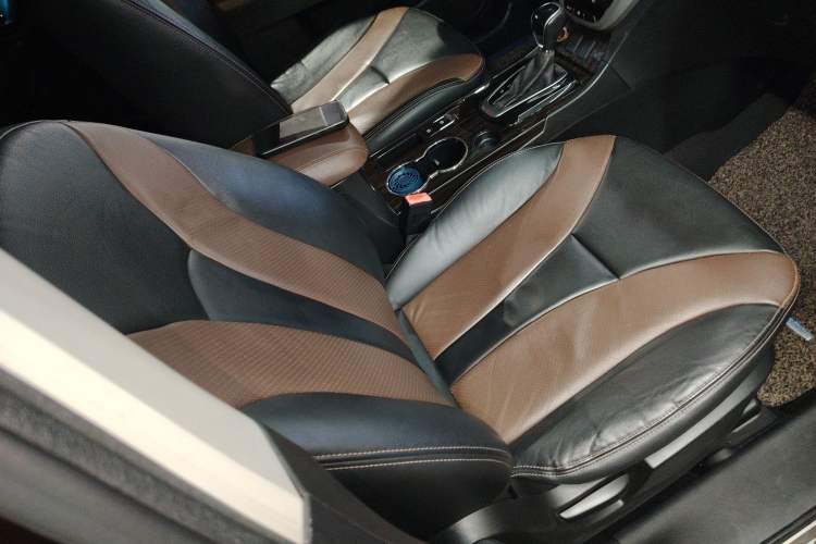 Used GAC Trumpchi GS5 Super 2015 1.8T Automatic Two-Wheel Drive Luxury Edition