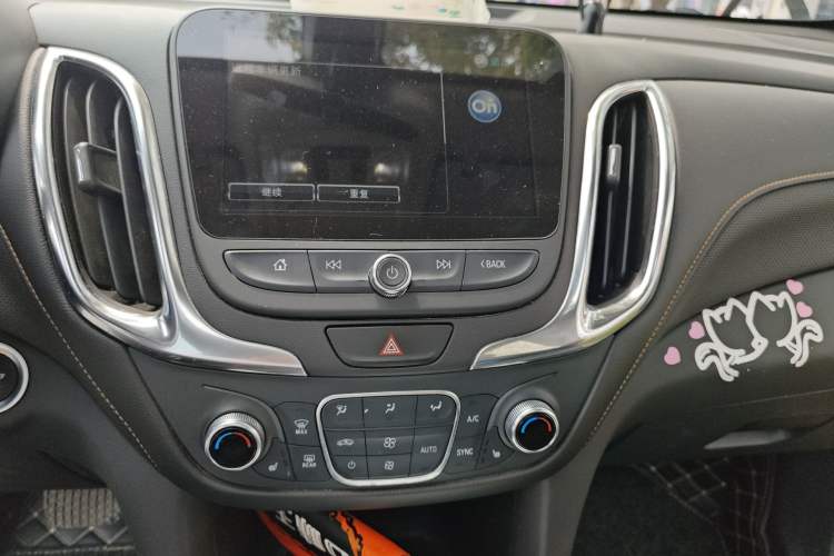 Used Chevrolet Equinox 2018 535T Automatic YuJie Edition Audio And AC Panel