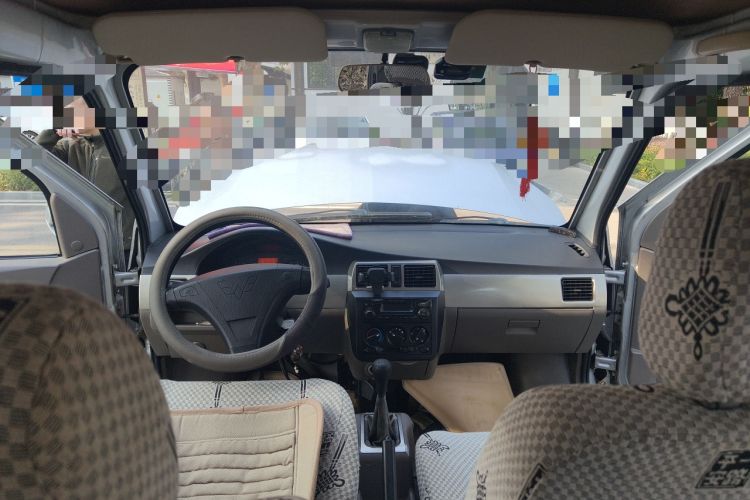Used Wuling Rongguang 2011 1.2L Standard Version
