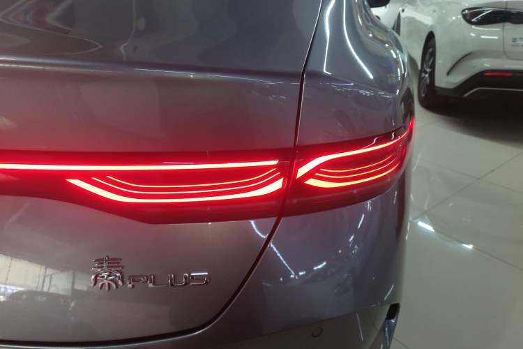 Used BYD Qin PLUS 2025 DM-i Smart Drive 55KM Leading Model Exterior 3